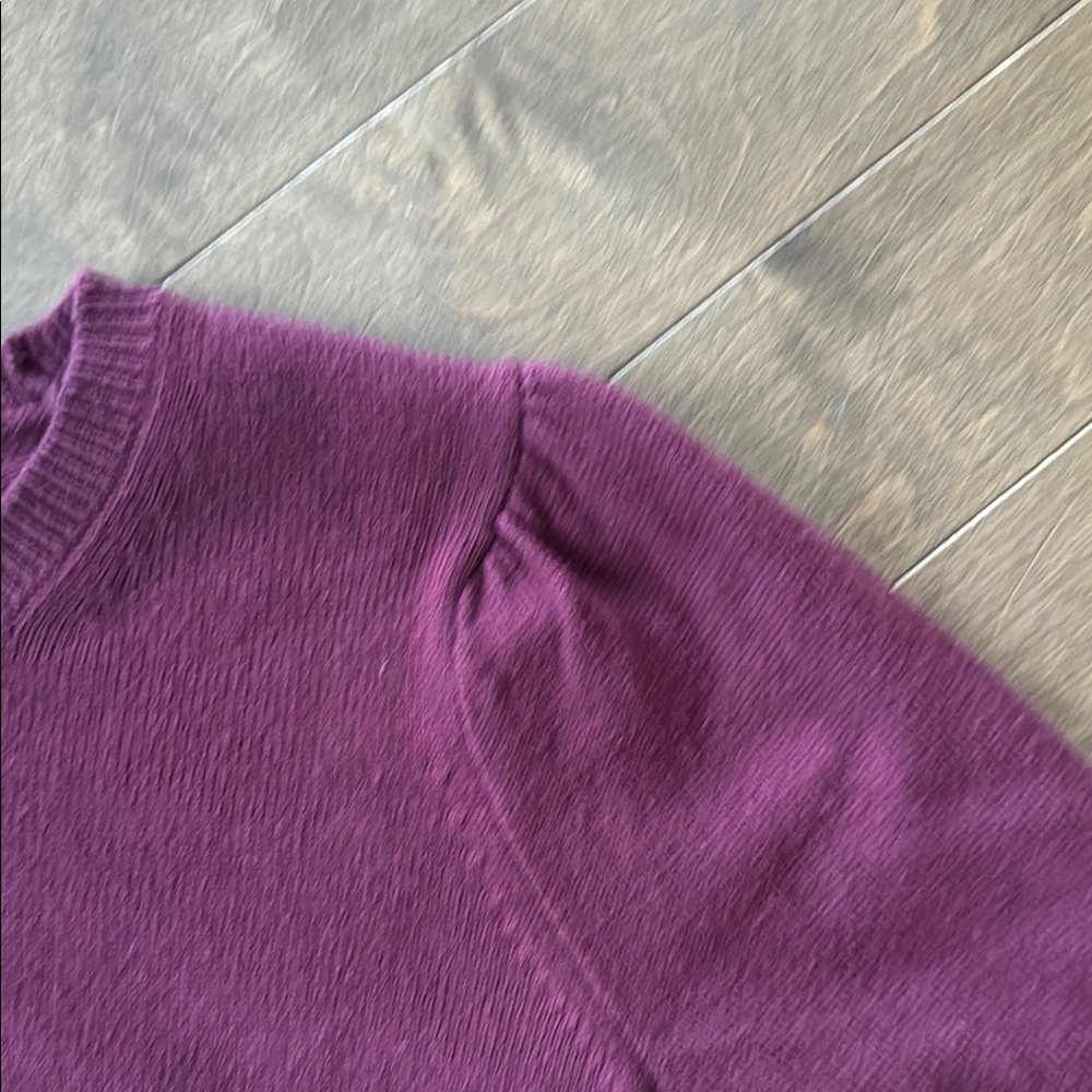 Women's Burgundy Banana Republic Sweater - Picture 3 of 4